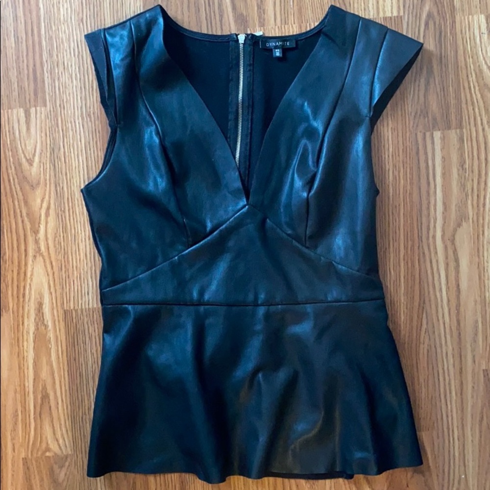 Dynamite top